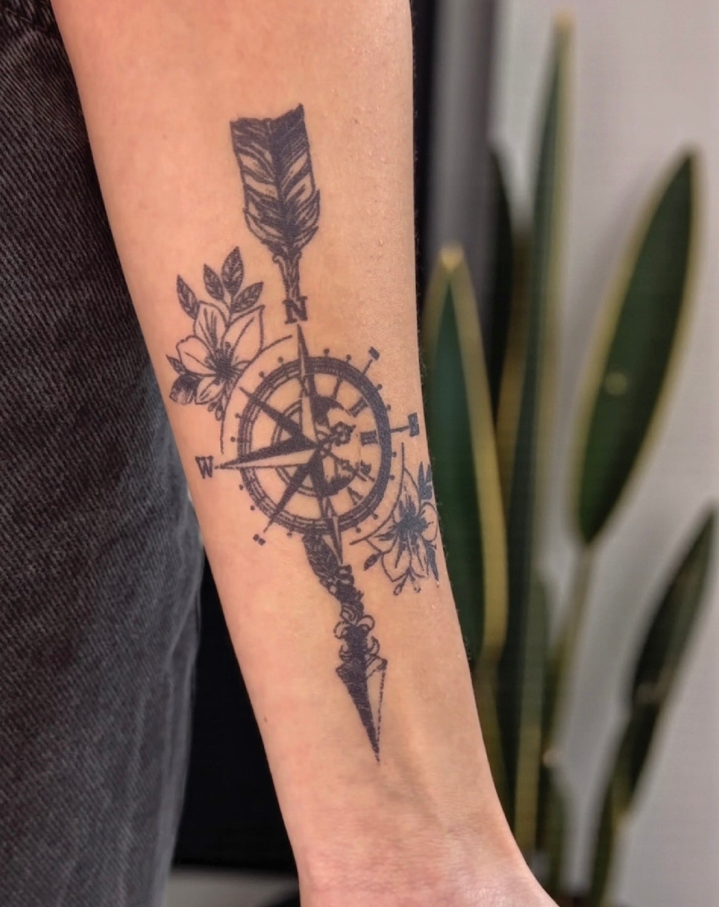 Adventure - Semi-Permanent Tattoo