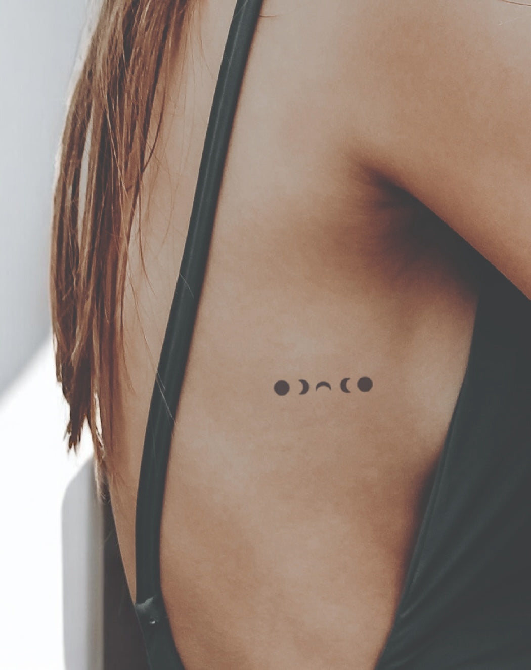 Moon Phases - Semi-Permanent Tattoo